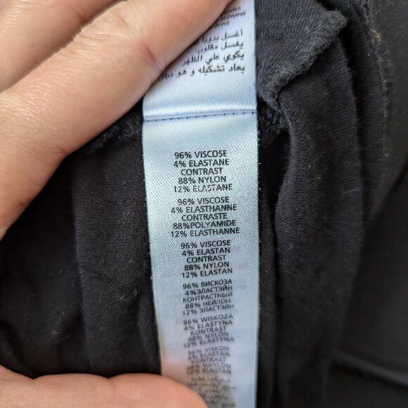 Stunning black maxi dress with lace back, Size 12 - Picture 6 of 6